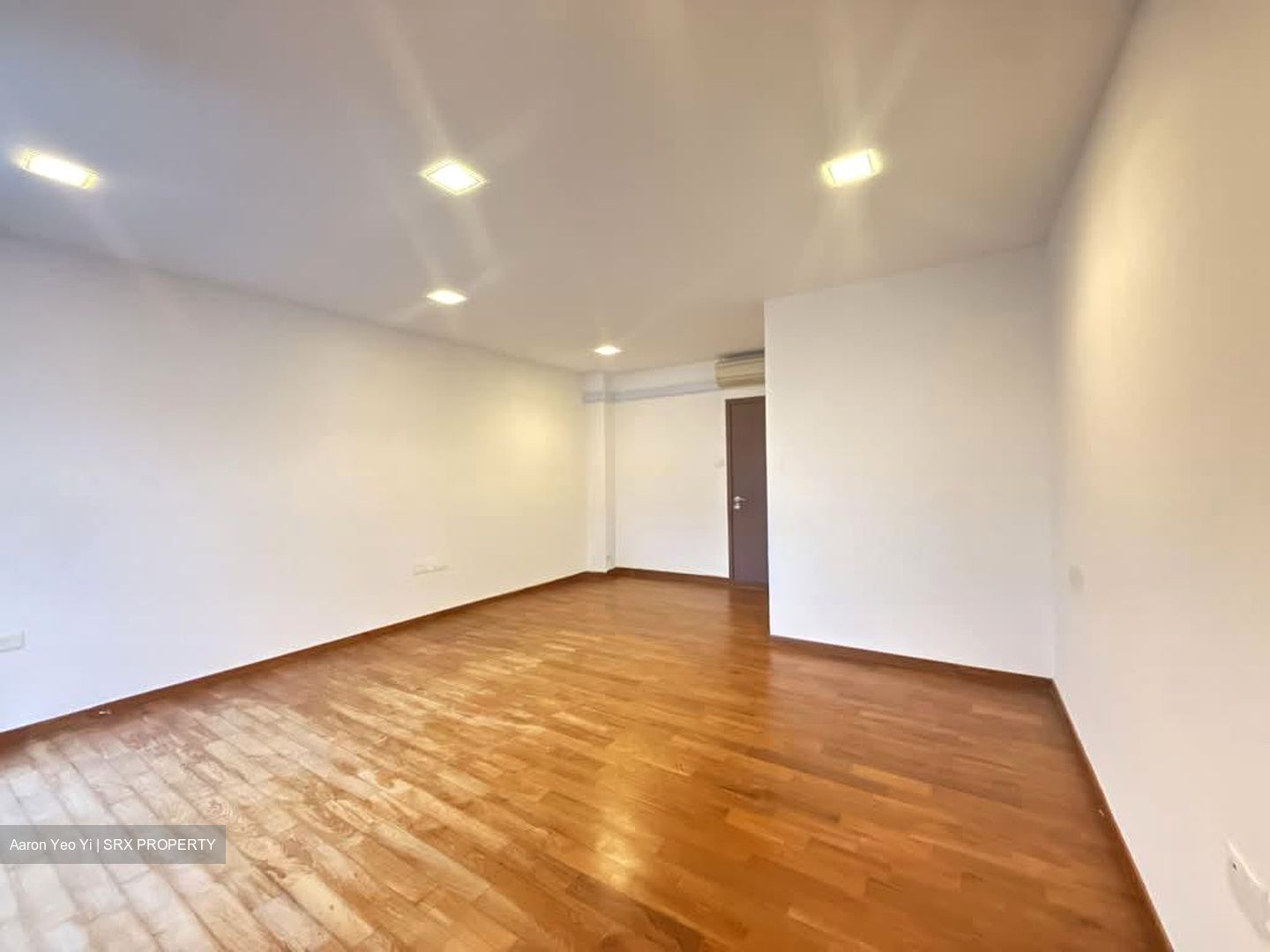 Wak Hassan Place (D27), Semi-Detached #549308001